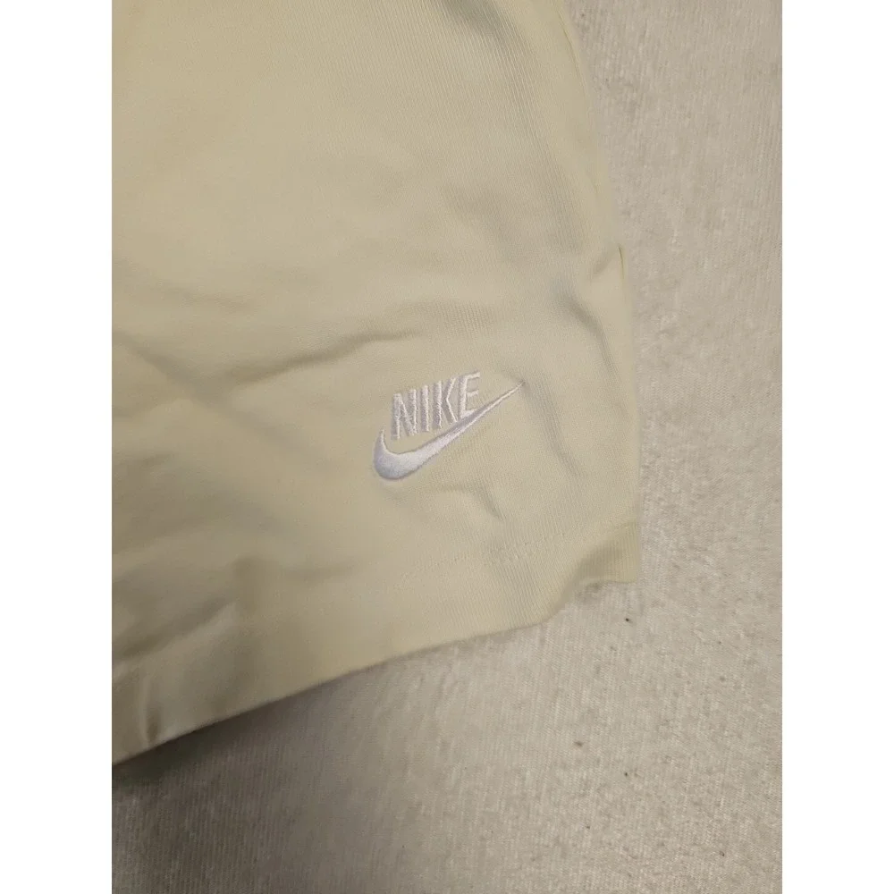 Nike Sportswear Essential Shorts Pale Yellow Cream Jersey‎ Small BV4124-706